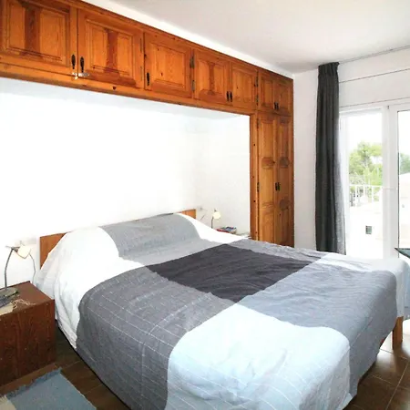 Casa Del Bosc By Interhome *